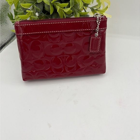 Coach Patent Leather Red Bag With Zipper Size 6 3/4” Long - Picture 1 of 5